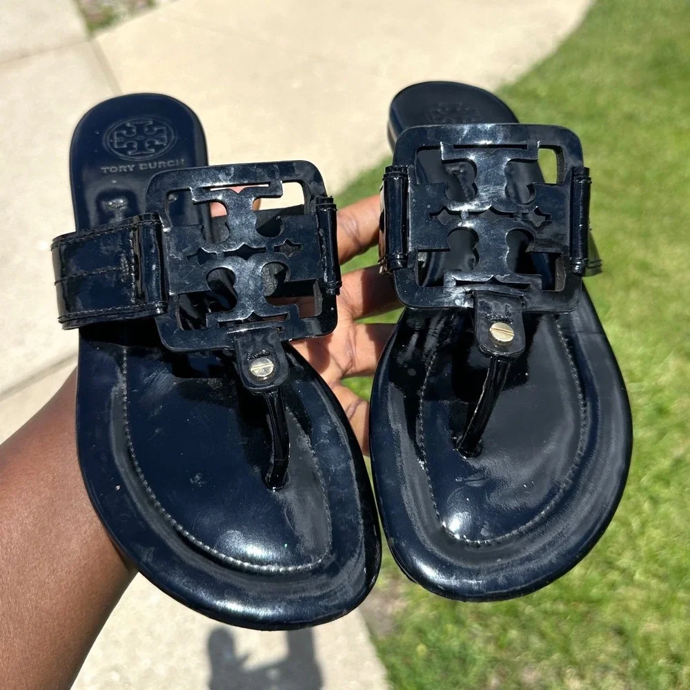 Tory Burch Miller Women's Patent Leather Logo Thong Sandals Slides Size 7 Black